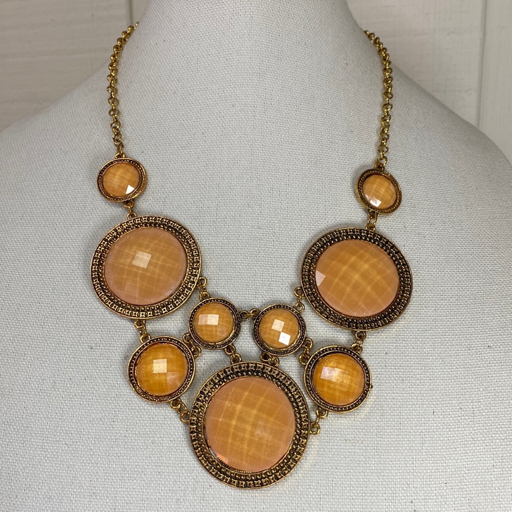 Beautiful neutral honey gold faceted statement necklace